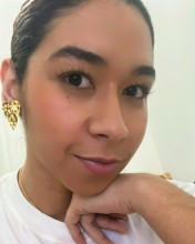 Aline Lacerda user icon