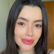 Amanda Veiga user icon