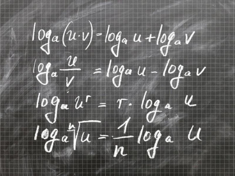 Logaritmo: como calcular e exercícios resolvidos — Caderno de Respostas